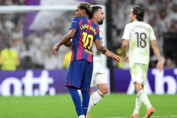 ? كارفاخال ويامال: مشادة الكلاسيكو تشعل الساحة الإسبانية