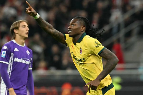 عاجل: رافائيل لياو يقود ميلان لانتفاضة متأخرة والفوز 2-1 على فيورنتينا وصدارة الدوري الإيطالي..