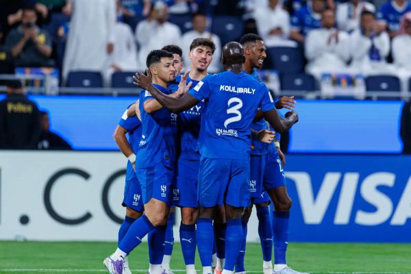 الهلال يعمّق جراح النجمة بفوز آخر في دوري روشن