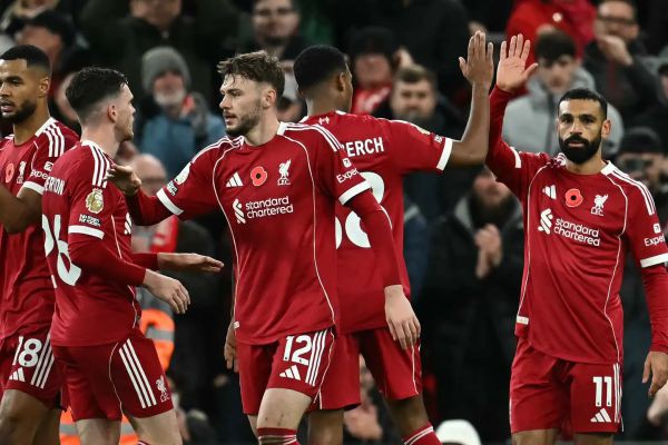 أنهى فريق ليفربول سلسلة نتائجه السلبية في الدوري الإنجليزي الممتاز بتحقيق فوز ثمين على حساب أستون فيلا، في مباراة شهدت عودة الأداء القوي والروح العالي..